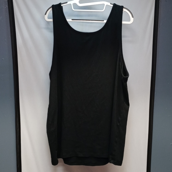 Black tank - Picture 4 of 4